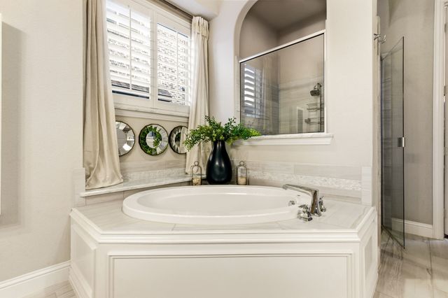 5678 Highflyer Hills Trail, Frisco, TX 75036