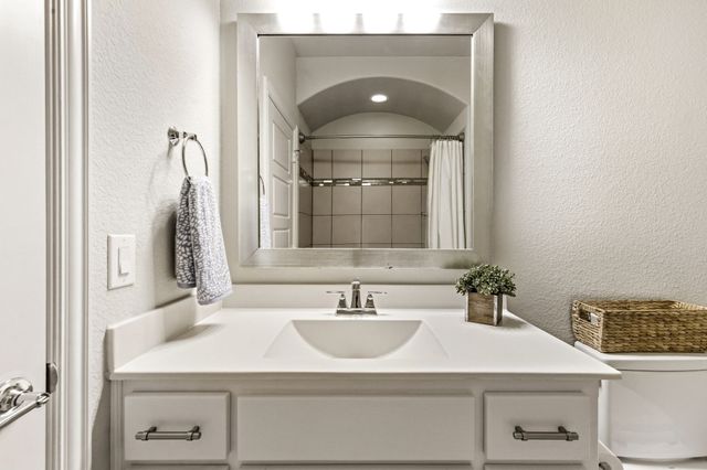 5678 Highflyer Hills Trail, Frisco, TX 75036