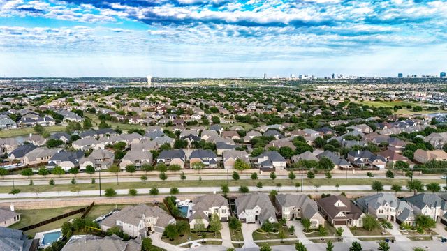 5678 Highflyer Hills Trail, Frisco, TX 75036