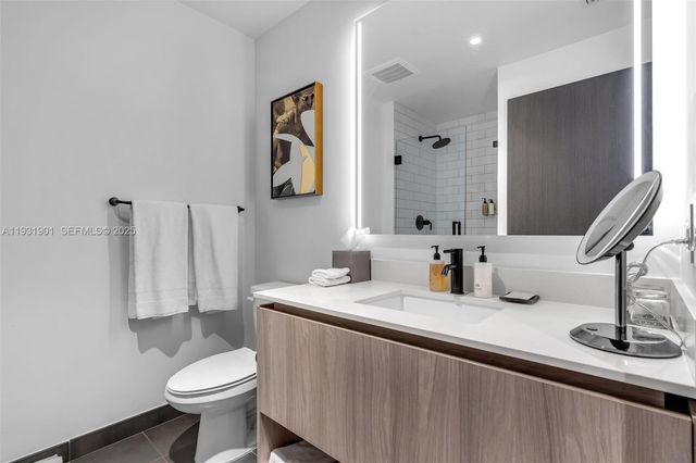 398 NE 5th St 4507, Miami, FL 33132