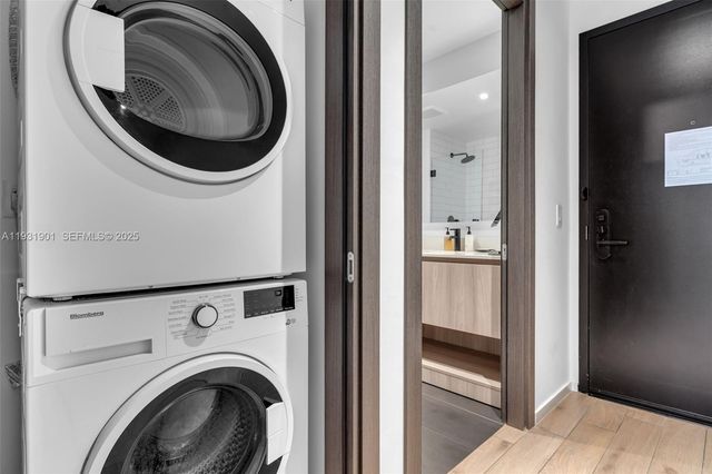 398 NE 5th St 4507, Miami, FL 33132