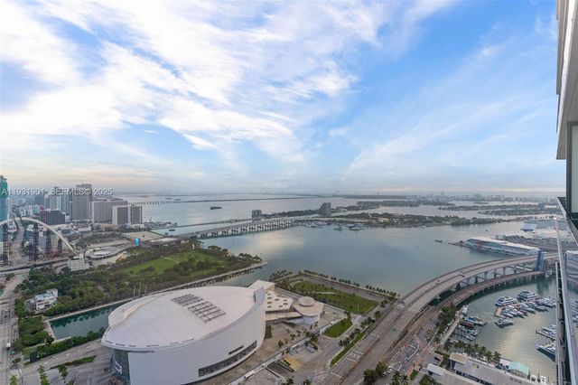 398 NE 5th St 4507, Miami, FL 33132