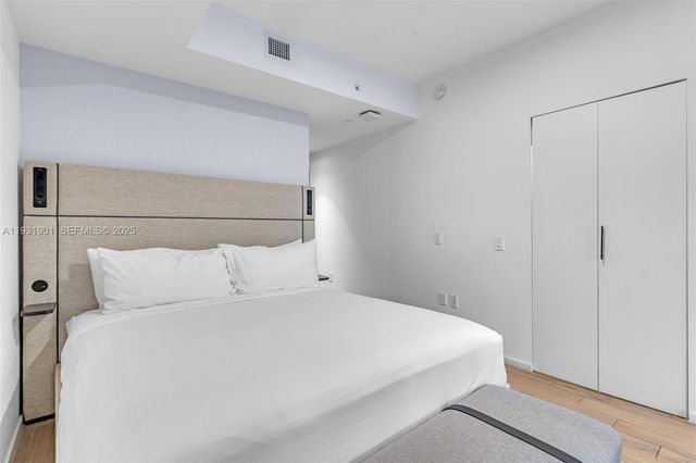 398 NE 5th St 4507, Miami, FL 33132