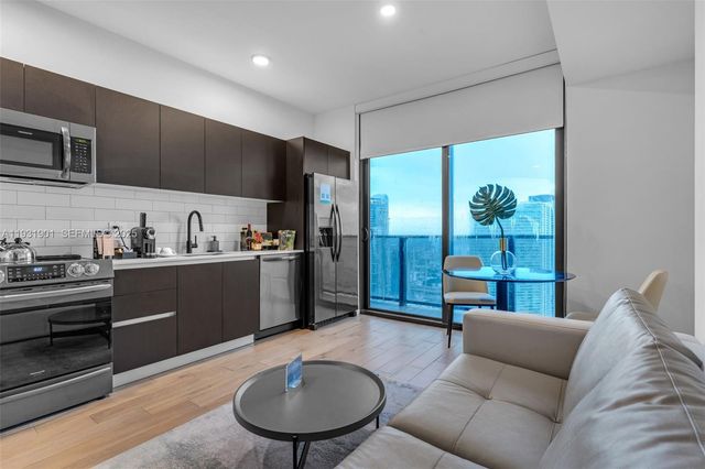 398 NE 5th St 4507, Miami, FL 33132