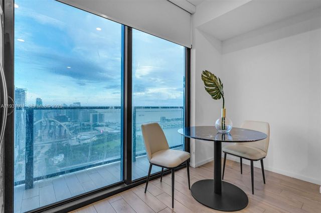 398 NE 5th St 4507, Miami, FL 33132