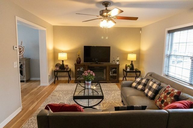 167 Orient St, Worcester, MA 01604