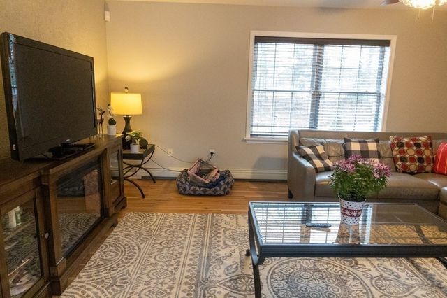 167 Orient St, Worcester, MA 01604