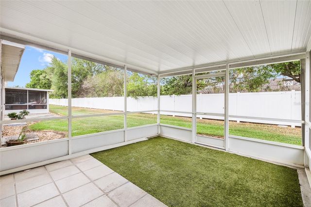 539 KENSINGTON LAKE CIRCLE, Brandon, FL 33511