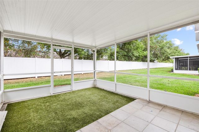 539 KENSINGTON LAKE CIRCLE, Brandon, FL 33511