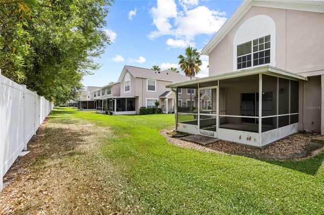 539 KENSINGTON LAKE CIRCLE, Brandon, FL 33511