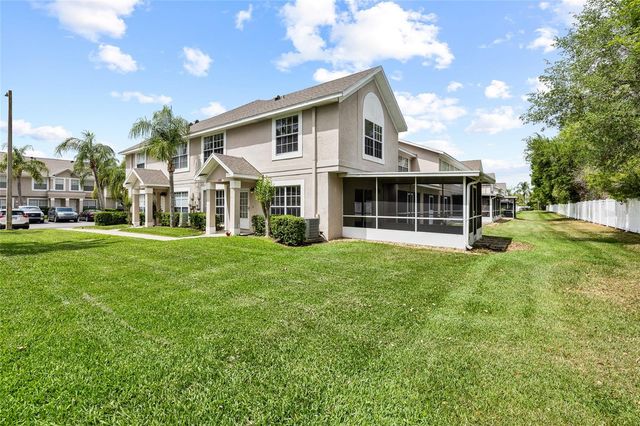 539 KENSINGTON LAKE CIRCLE, Brandon, FL 33511