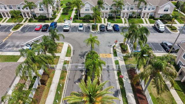 539 KENSINGTON LAKE CIRCLE, Brandon, FL 33511