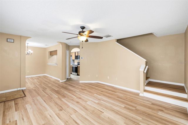 539 KENSINGTON LAKE CIRCLE, Brandon, FL 33511