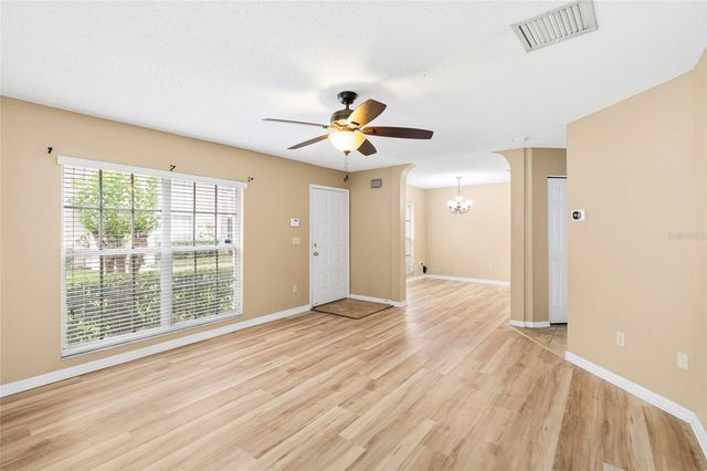 539 KENSINGTON LAKE CIRCLE, Brandon, FL 33511