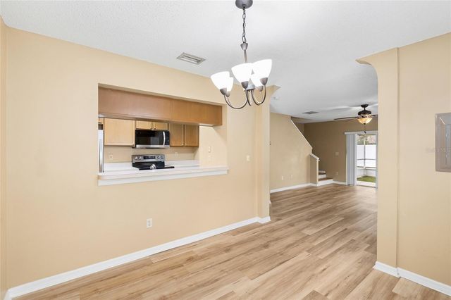 539 KENSINGTON LAKE CIRCLE, Brandon, FL 33511