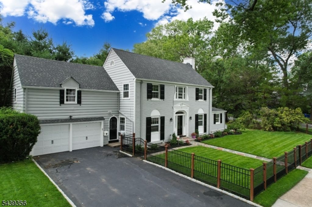 12 Marquette Rd, Montclair Twp., NJ 07043 — photo 3
