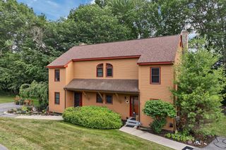 240 Franklin St Apt 28, Laconia, NH 03246