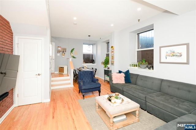 186 Wayne Street 119D, Jersey City, NJ 07302