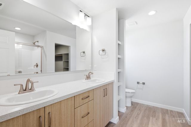7098 E Kilkenny Ct, Nampa, ID 83687