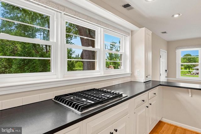 193 DOVER RD, Warrenton, VA 20186