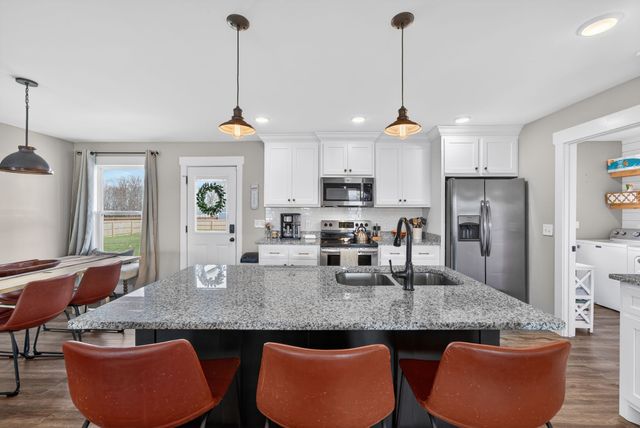 62 Carson Ln, Ethridge, TN 38456