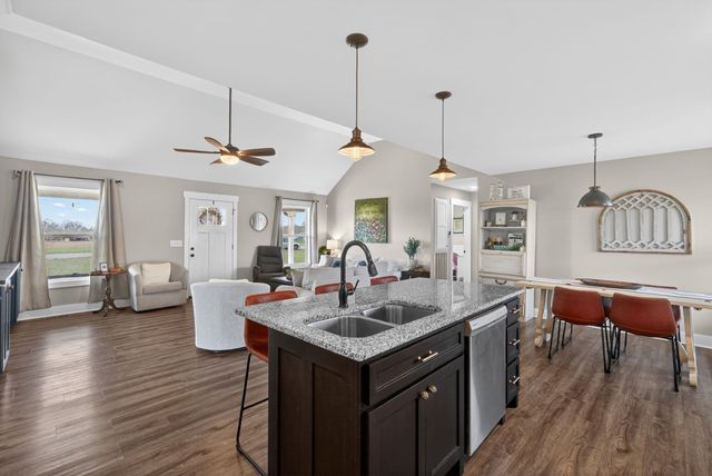 62 Carson Ln, Ethridge, TN 38456