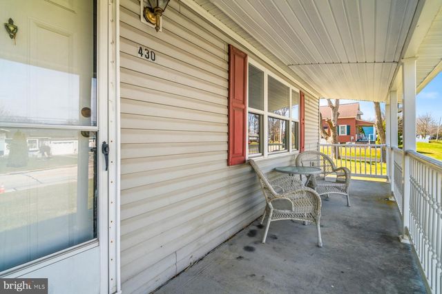 430 CLOVER LN, Hanover, PA 17331