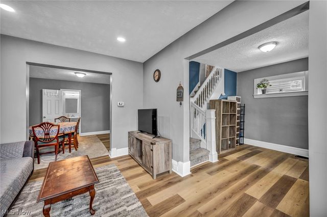 3146 W 90th Street, Cleveland, OH 44102