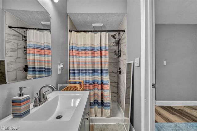 3146 W 90th Street, Cleveland, OH 44102