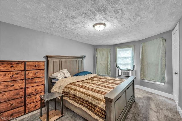 3146 W 90th Street, Cleveland, OH 44102