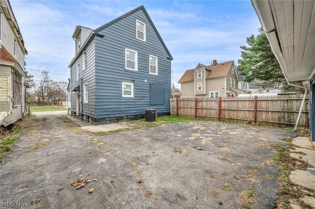 3146 W 90th Street, Cleveland, OH 44102