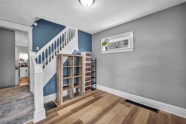 3146 W 90th Street, Cleveland, OH 44102