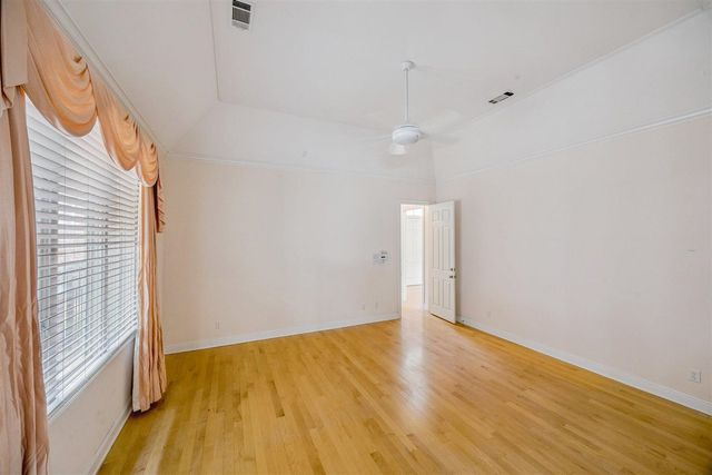 1073 HUMPHREY OAKS CIR, Memphis, TN 38120