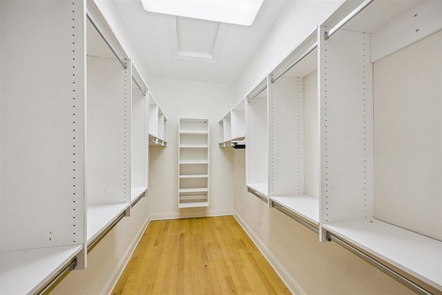 1073 HUMPHREY OAKS CIR, Memphis, TN 38120