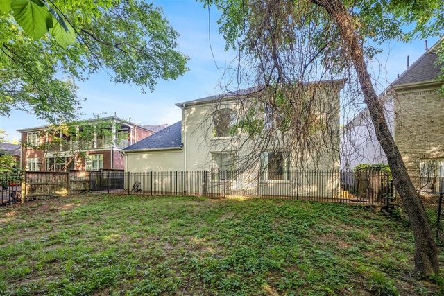 1073 HUMPHREY OAKS CIR, Memphis, TN 38120