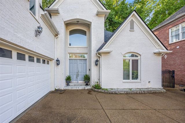 1073 HUMPHREY OAKS CIR, Memphis, TN 38120