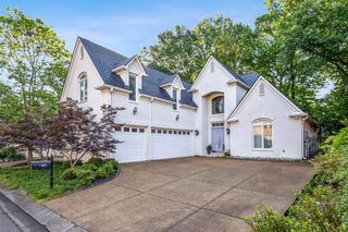 1073 HUMPHREY OAKS CIR, Memphis, TN 38120