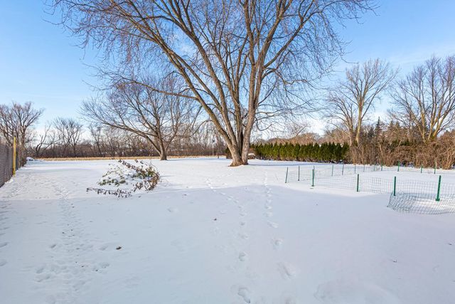 19730 Bixby Avenue, Faribault, MN 55021