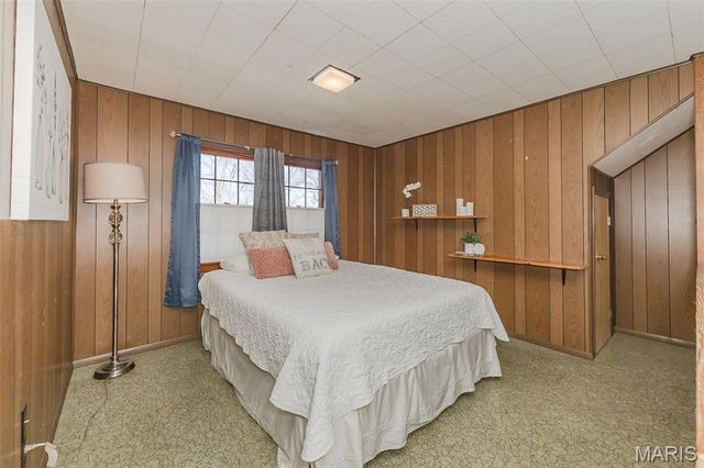 626 Tompkins Street, St Charles, MO 63301