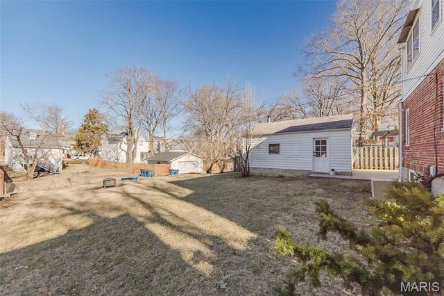 626 Tompkins Street, St Charles, MO 63301