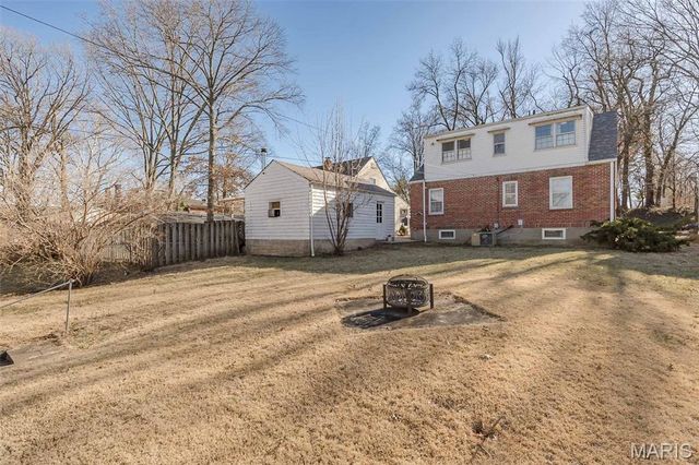 626 Tompkins Street, St Charles, MO 63301