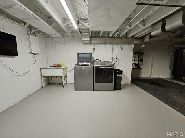 626 Tompkins Street, St Charles, MO 63301