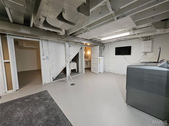 626 Tompkins Street, St Charles, MO 63301