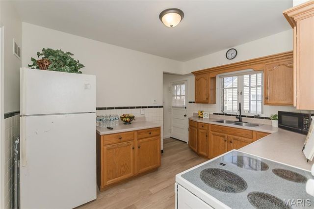 626 Tompkins Street, St Charles, MO 63301