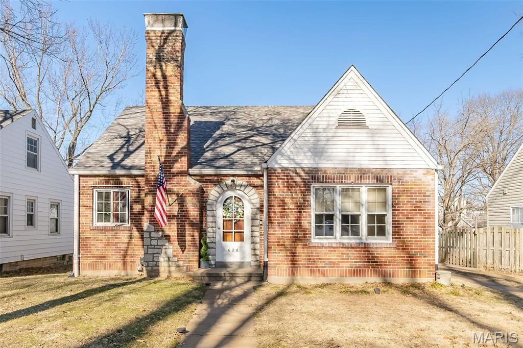 626 Tompkins Street, St Charles, MO 63301
