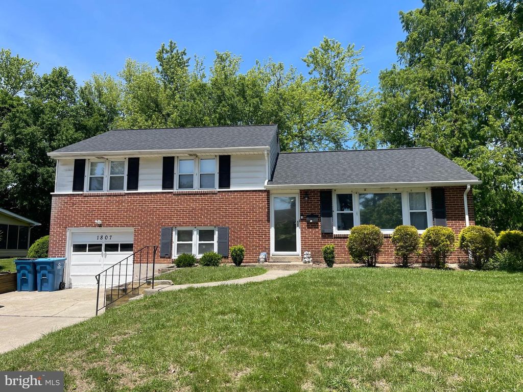 1807 GRAYWELL RD, Wilmington, DE 19803
