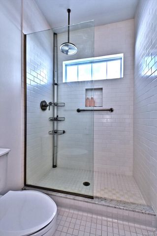 530 Leisure Drive, Ridge, NY 11961