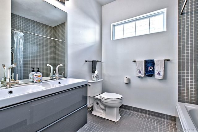 530 Leisure Drive, Ridge, NY 11961