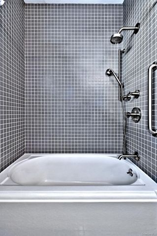 530 Leisure Drive, Ridge, NY 11961