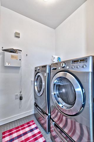 530 Leisure Drive, Ridge, NY 11961